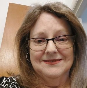 Meet your Posher, Kay